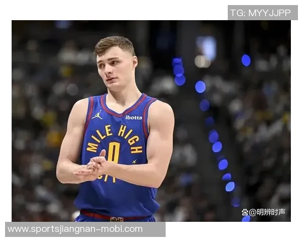 掘金队在加时赛中逆转胜利更衣室内欢庆艰难胜利的喜悦时刻 掘金队在加时赛中逆转胜利更衣室内欢庆艰难胜利的喜悦时刻